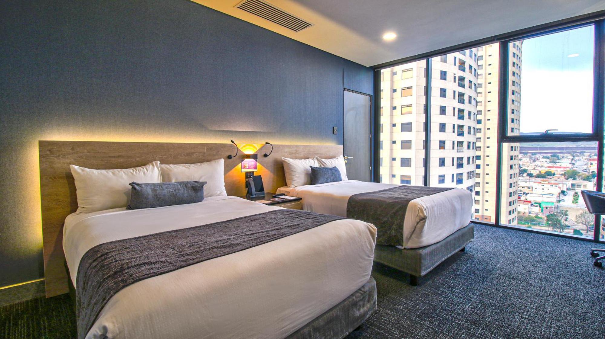 Quartz Hotel & Spa Тихуана Екстериор снимка